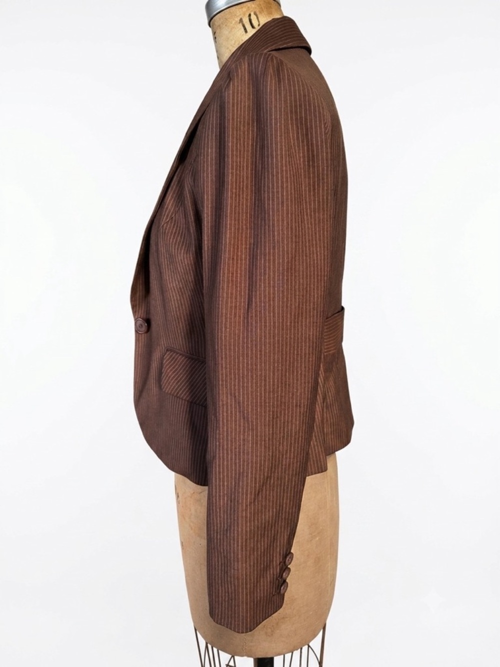 Vintage Y2K Apostrophe Brown Fitted Cropped Blazer Academia Pinstripe Sz 4P - Picture 2 of 8